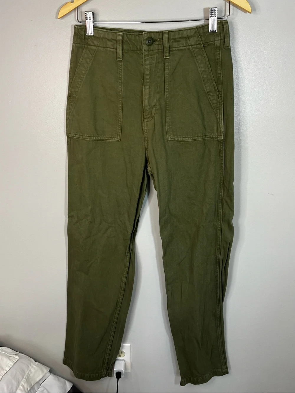 Aritzia Denim Forum Olive Green Cotton 90’s Utility High Rise Loose Jean 26 - Picture 1 of 15